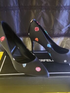 Karl Lagerfeld Black Pointed-Toe Stiletto Pumps with Multicolored Gem Accents